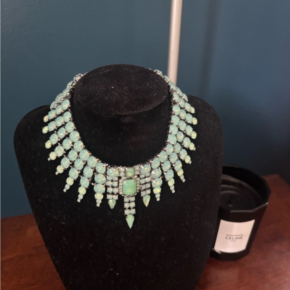 Dylanlex Mint Statement Necklace - Picture 3 of 4